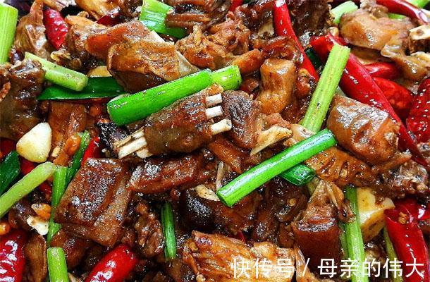 美容肉|孩子臭美降温天气也不忘化妆穿裙子,多吃美容肉,美白养颜
