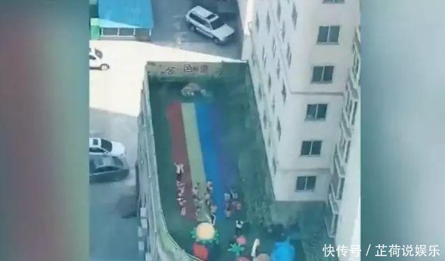 老两口|孙女上幼儿园后,爷爷每天坐在阳台上,没想到被妈妈发现了小秘密