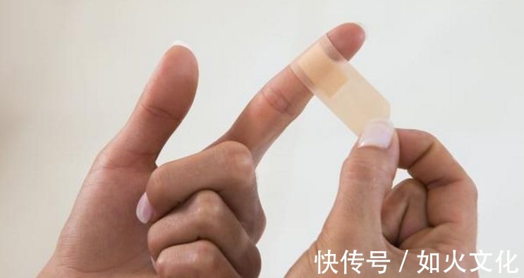 泡脚|50岁后,还能有6种表现,说明身体很健康,易长寿,值得恭喜