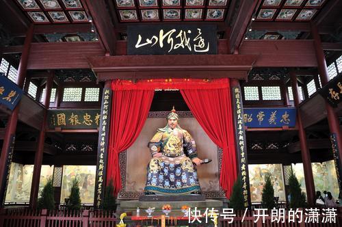 笔生@忆昔彤庭望日华 才思俊逸笔生花