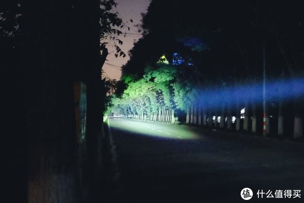 光剑在手，黑暗你走——纳丽德L10MAX白激光手电