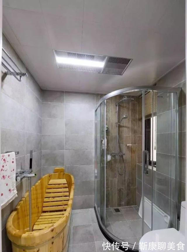 推拉门|卫生间就这样装非常漂亮,洗澡也方便,一天连洗三次都不过瘾