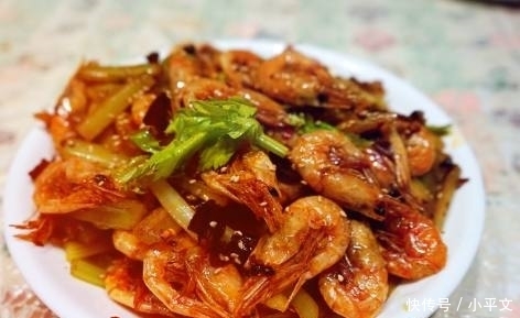 外酥|香辣虾这样炒才正宗,外酥里嫩,麻辣鲜香,关键做法还很简单!