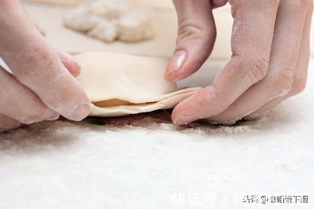 区别|“麦芯粉”和普通面粉有啥区别?做饺子该用哪种面粉?涨知识了