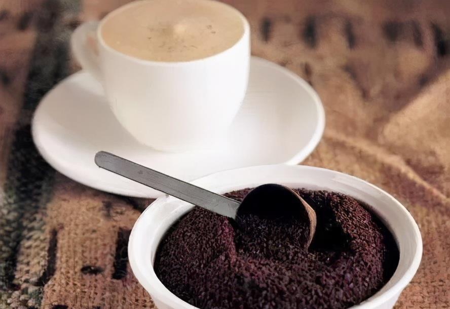 高血压患者|血压高的人,牢记睡前2不做和饭后2不做,医生表示对血压控制的好