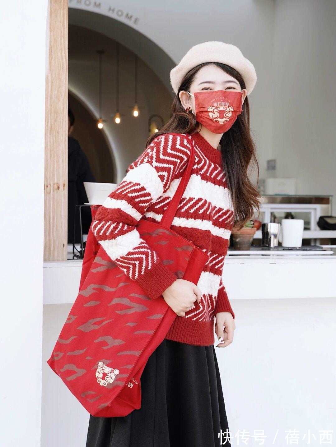 贝雷帽 初春别只知道穿卫衣,试试针织衫+半身裙的搭配,轻松美出新高度