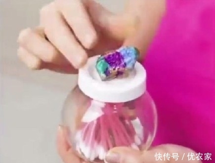 神奇的石头不但会唱歌做饭还会点缀人的梦 你一定没见过