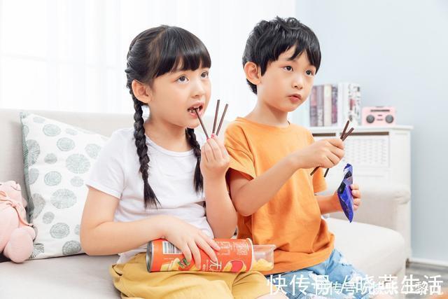 大锅饭|孩子在幼儿园吃饭吃得津津有味,回家却变成吃饭“困难户”为啥?