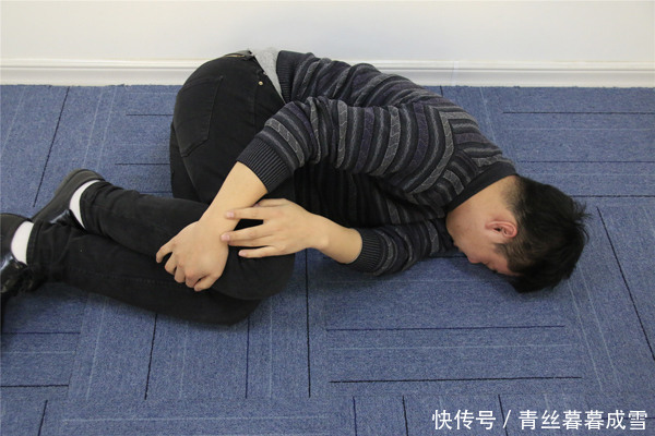 症状|几块钱一瓶的谷维素,能治哪些病适量补充,好处或会主动找上门