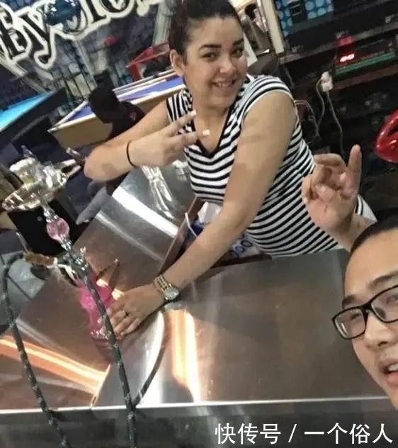 我在非洲的苦逼生活，替老板管黑人，一斤青菜卖40元，牛肉卖8块