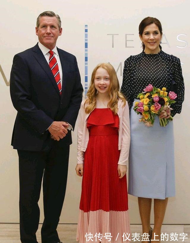 铅笔裙 西班牙王后、瑞典王妃和丹麦王妃看中同一条铅笔裙,搭配方式各异