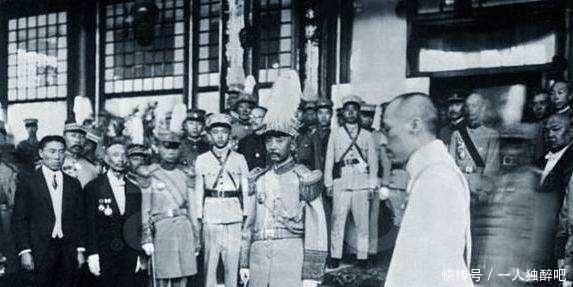 下跪|张作霖已是大元帅,见到退位的溥仪为何还下跪?彰显其聪明之处