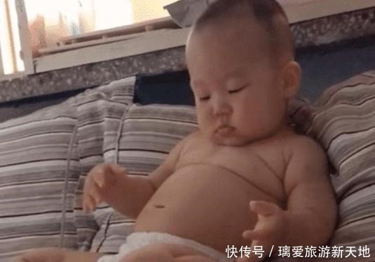 小肚子|孩子每天上演的“胎动”日常，网友戏称家里好像要多个孩子了