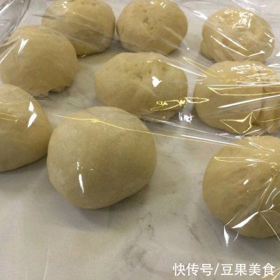 黄油|只要掌握好比例，椰丝面包怎么做才好吃？就能一次成功