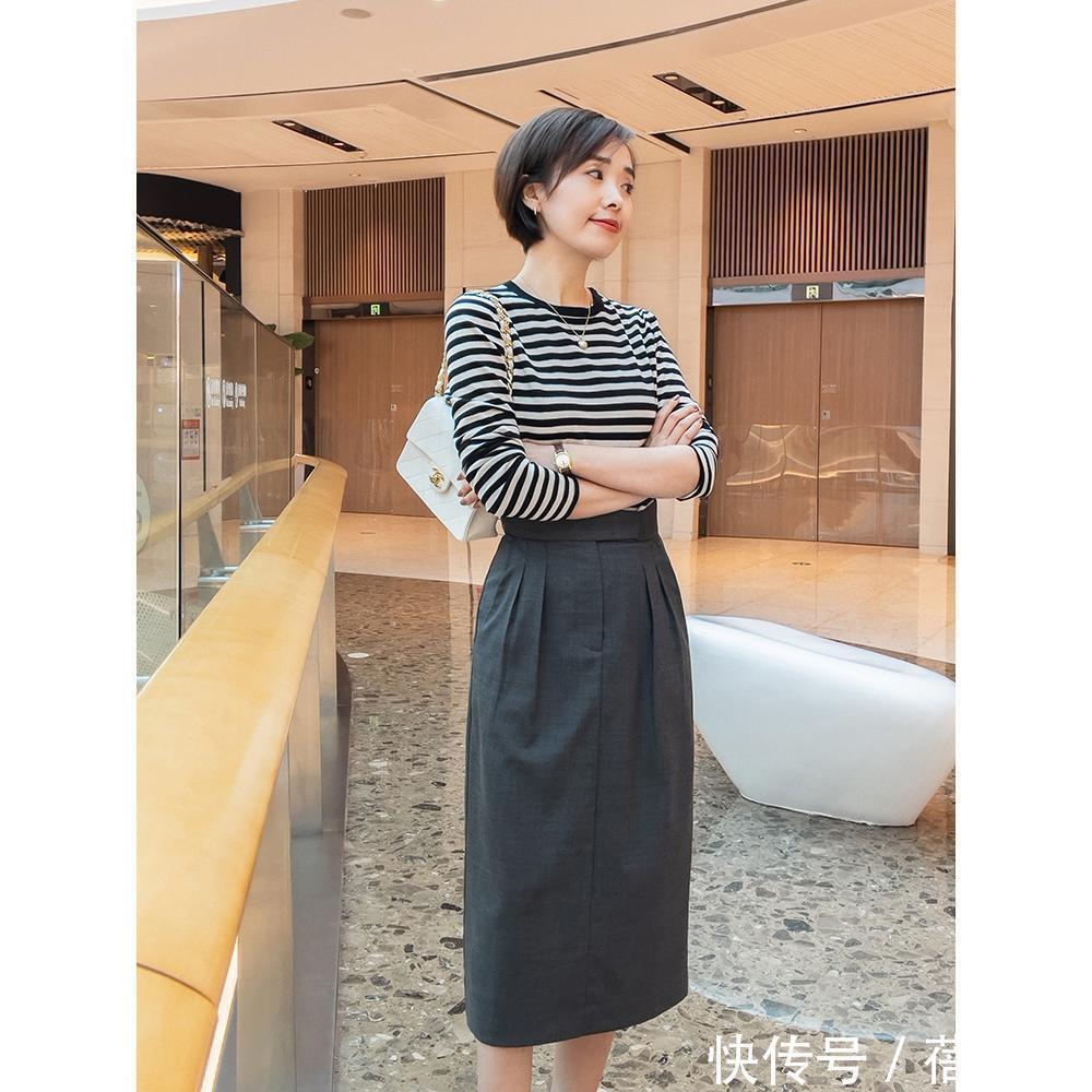 保暖 入秋后穿什么“时髦又保暖”?“针织衫”是首选,优雅又有品质感