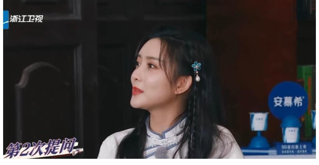 奔跑吧9:孟子义智商碾压全场,一句话暗示队友,还搞懵对面,佩服