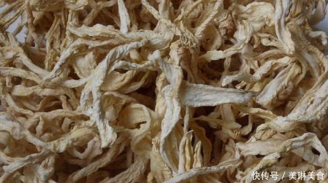  在菜市场看到“此菜”，无论多贵都买回家，不常见，还超好吃！