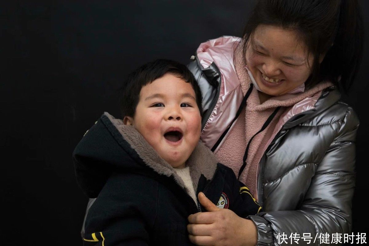 微笑|这个夏天,100多位患者“愈后的微笑”火了!拍摄者说:都是我亲自接触过的患者