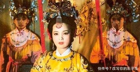 贾元春|红楼梦贾元春之死,并不是病死那么简单,曹雪芹早已给出暗示!