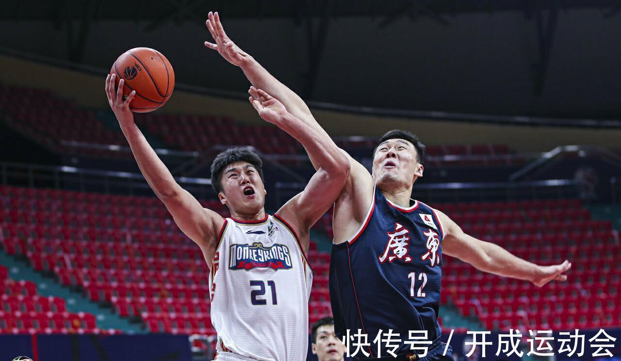 杜锋|胡明轩助攻创新高,苏伟复出!央视直播,辽宁VS广东,杨鸣PK杜锋,鹿死谁手