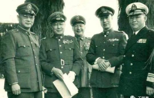 淮海战役|接连打败黄百韬黄维杜聿明等名将，这位总前委书记实在了不起