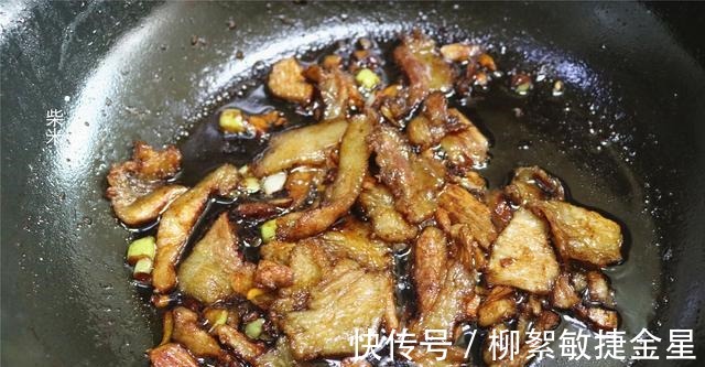 这道菜我家常做，5种食材一锅出，营养足味道好，做法还简单！