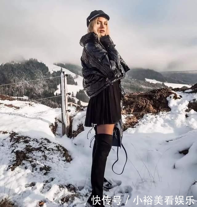 要注意|阔腿裤也该收一收了,最近流行“羽绒服+半身裙”,小个子也适合