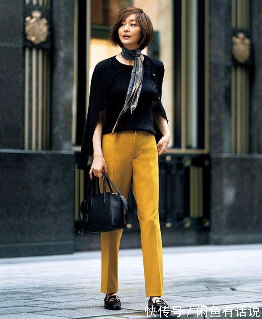 春天 中年女人春天穿衣,丢掉这些陈旧“时髦法则”吧,会有浓浓大妈感