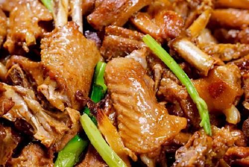 入味|大鹅炖不烂，腥味还重？学学东北人的做法，鹅肉软烂入味还不腥！