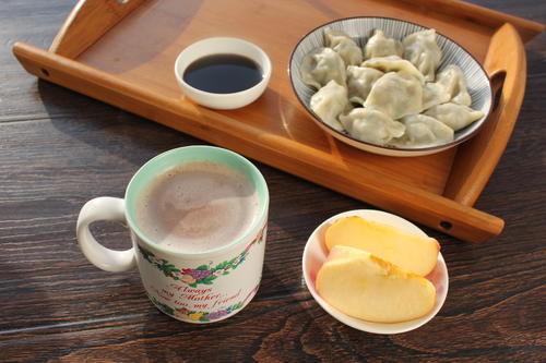 滋补|入冬后,早餐每天喝一杯它,简单营养,暖胃又滋补,成本才几毛钱