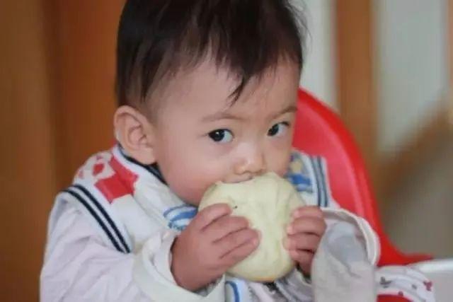 家长|家长“糊弄孩子式”早餐,不光吃了没营养,还影响身体健康