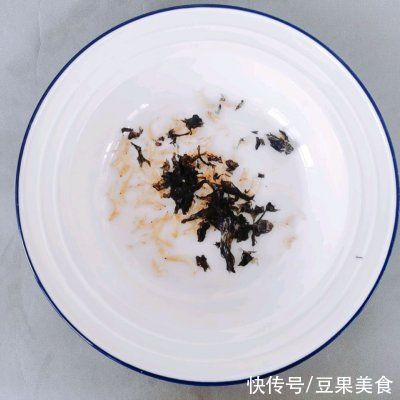 这道虾仁鲜肉馄饨发到朋友圈，留言全说被馋哭