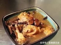 小鸡炖蘑菇:味道鲜美,肉质细嫩!