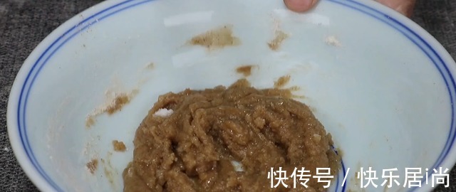 燕麦|燕麦里加入1个鸡蛋,筷子搅一搅,出锅酥软香甜,真好吃!
