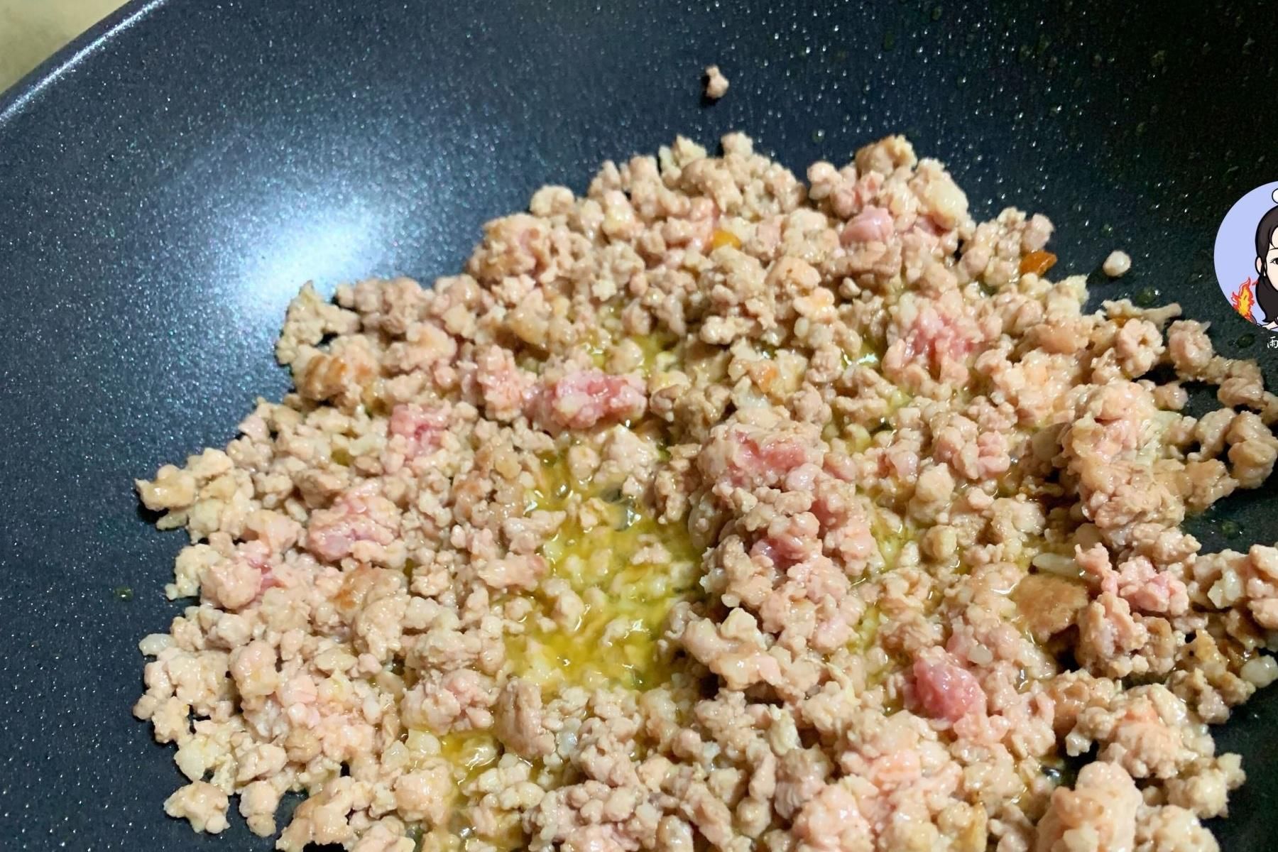 家常菜|这3种食材一起炒实在是太香了，开胃下饭又营养，好吃又好做