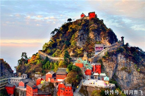 武当山上的“世外高人”平时在道观修行,天下大乱时他们才出山