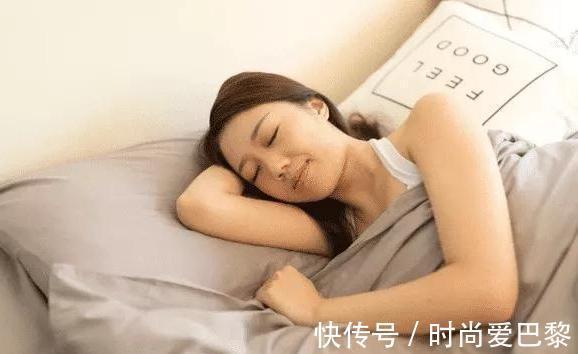 吸烟|“老的慢”女人，生活中都有这5个好习惯，占两个，就该偷着乐