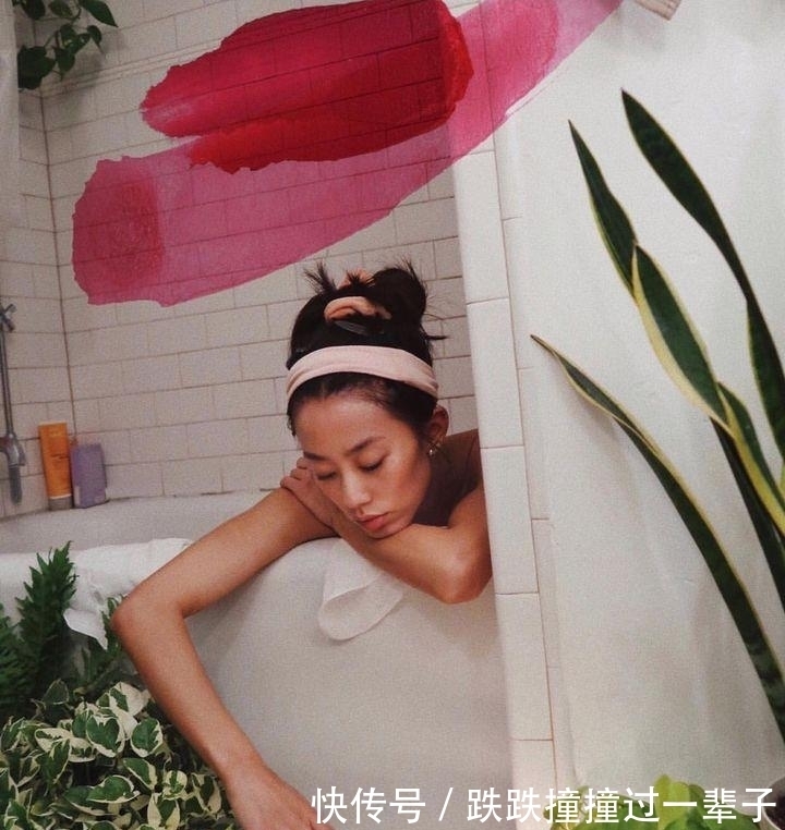 角质层|护肤品「吸收」是把「双刃剑」,用错方法反而伤皮肤!干货请收藏