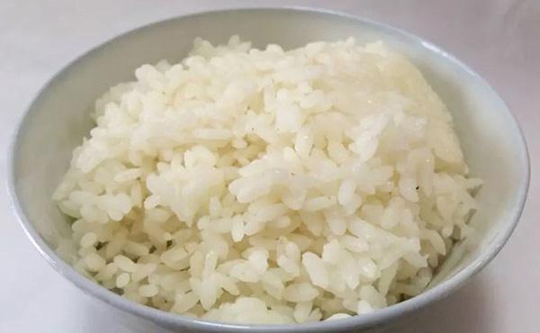 老年人|年纪大了,米饭能不吃就不吃?辟谣:关于老年人饮食的4大误区