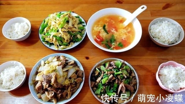 营养健康|晒晒我家这7天的午餐,每天都是3菜1汤1主食,荤素搭配,营养健康
