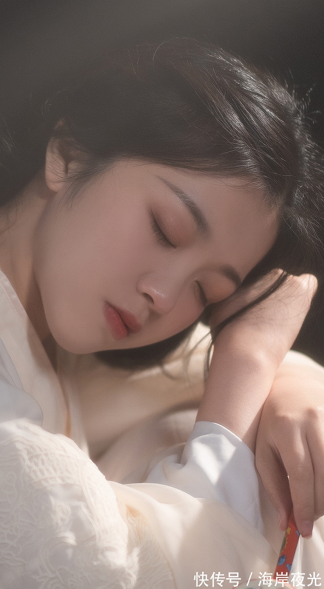 女子|苏轼一首“低级趣味”的词,描写女子一身体部位,现代人看了生气