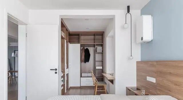 原木色|90平新房,过道、衣帽间太实用了,卫生间装折叠门,超明智!