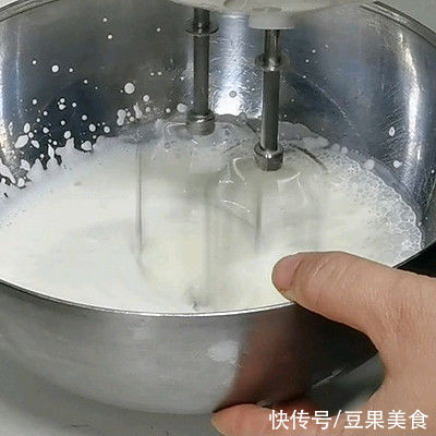 万圣节女巫的帽子蛋糕这么做最好吃,一般人我不告诉他