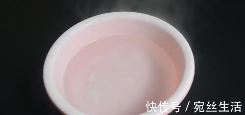 抹布脏了不用换新的, 用它泡一泡, 抹布立马干净如新, 赶紧去试试