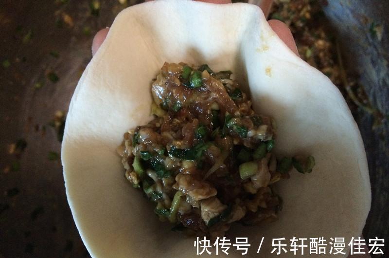 全家|吃上就忘不掉的韭菜馅饼，一包一烙，轻轻松松就做好，全家都爱吃