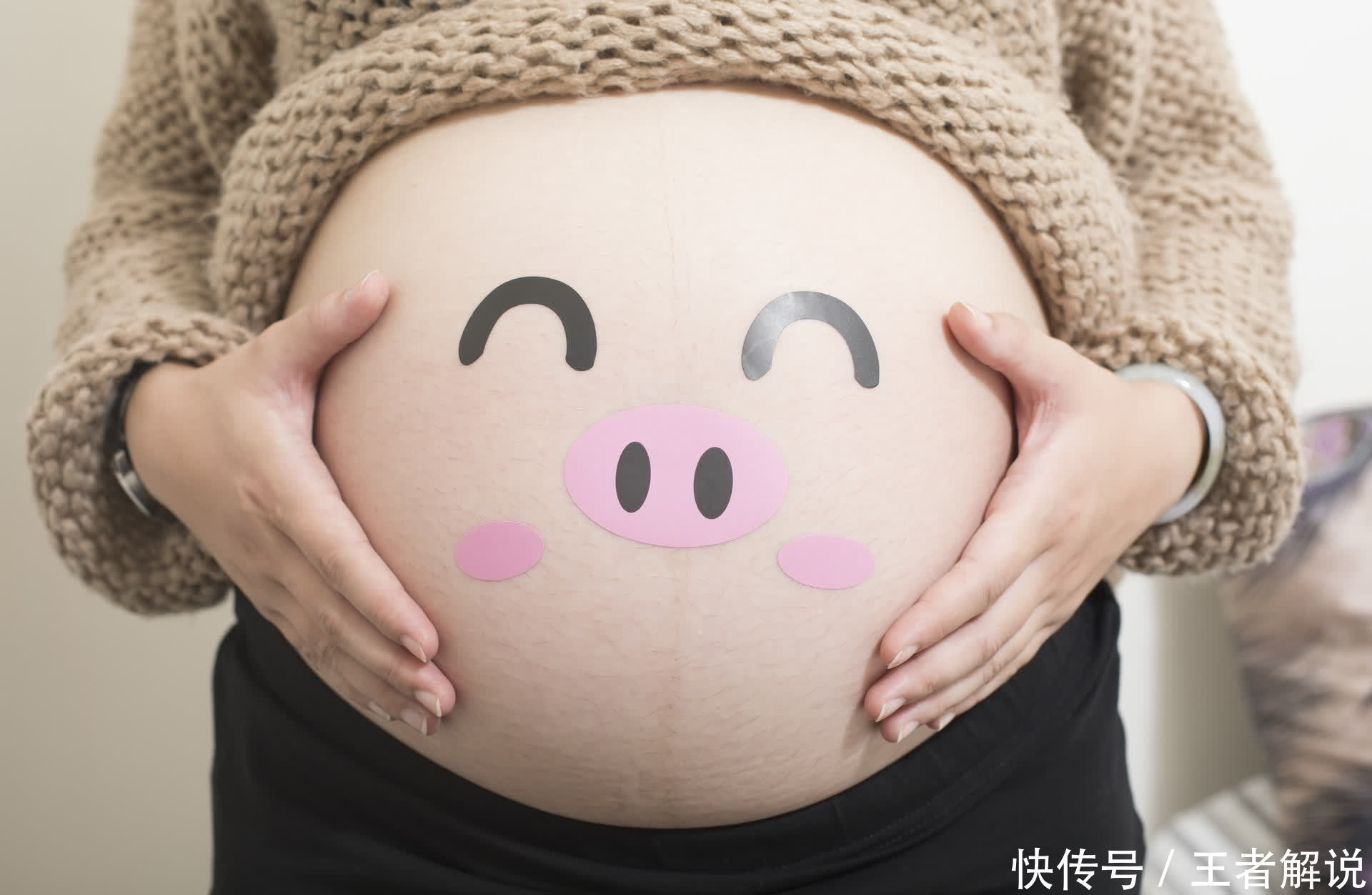 最后还是决定“剖宫产”,给出的理由,就连医生都无法反驳