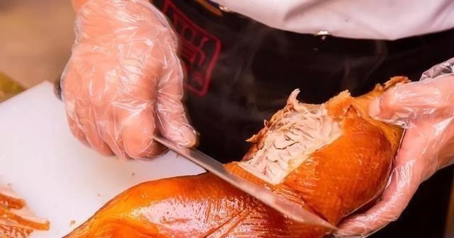 鸭子浑身是宝，但身上有1部位千万别吃！有些人却视为最爱