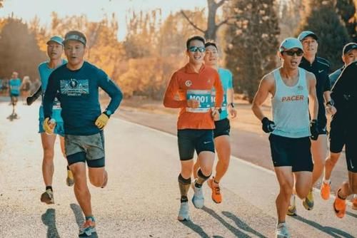 秋天|秋天跑步很爽,但也要注意这4点,过来人:换季跑不容忽视