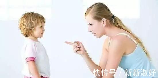 行为|什么样的父母养出了自卑的孩子有这五种行为的,要注意了