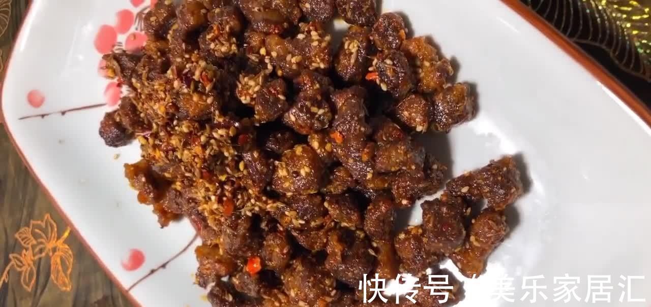 孜然牛肉的做法,成菜速度快20分钟搞定,香辣味美焦香诱人!